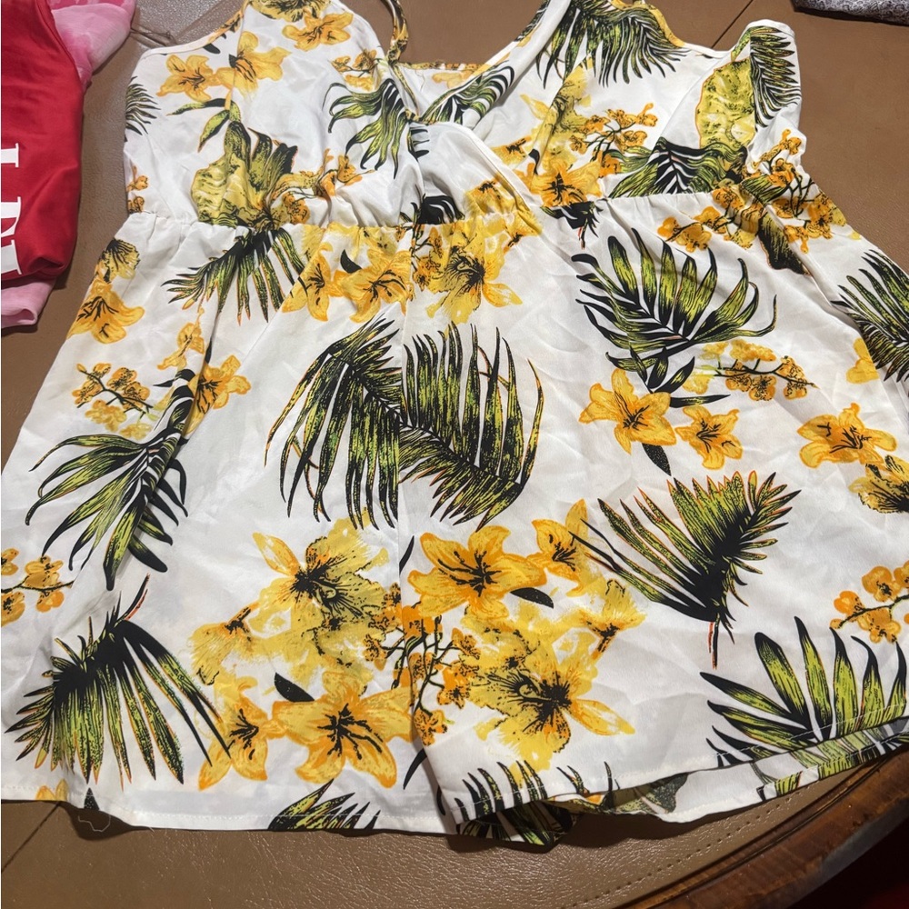 SHEIN Yellow and Green Floral Shorts for a Tropical Vibe